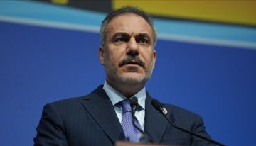 فيدان: سنواصل بذل الجهود لتحقيق السلام الدائم بين روسيا وأوكرانيا فيدان: سنواصل بذل الجهود لتحقيق السلام الدائم بين روسيا وأوكرانيا