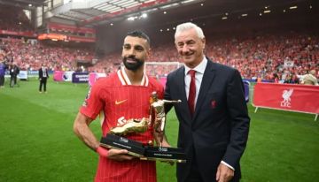 محمد صلاح يفوز بجائزتين الهداف وصانع اللعب الأول محمد صلاح يفوز بجائزتين الهداف وصانع اللعب الأول