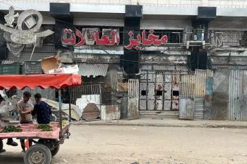 تشغيل 4 مخابز فقط في القطاع بالحد الأدنى والاحتلال يمنع عمل الأخرى تشغيل 4 مخابز فقط في القطاع بالحد الأدنى والاحتلال يمنع عمل الأخرى