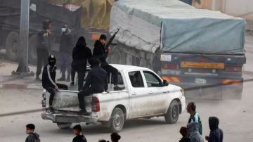 في بيانات متتابعة.. عائلات غزة ترفض الفوضى والنهب وتدعو لكبح مخططات الاحتلال في بيانات متتابعة.. عائلات غزة ترفض الفوضى والنهب وتدعو لكبح مخططات الاحتلال