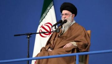 المرشد الإيراني: لن نلجأ لأنصاف الحلول في ردنا على إسرائيل المرشد الإيراني: لن نلجأ لأنصاف الحلول في ردنا على إسرائيل