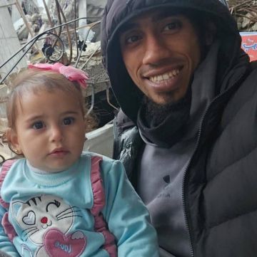 تقرير خمسة في كفن القلب.. حكاية أحمد وابنته إيلا في مجزرة الشاطئ