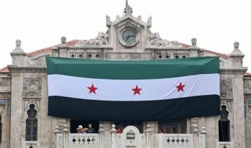 ترامب يستعد لإلغاء شامل للعقوبات على سوريا في خطوة تمهد لإعادة الإعمار