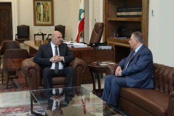 الرئيس اللبناني العماد جوزاف عون يستقبل السفير أشرف دبور الرئيس اللبناني العماد جوزاف عون يستقبل السفير أشرف دبور