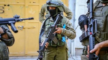 الاحتلال يحول منازل فلسطينية بمدينة الخليل إلى ثكنات عسكرية