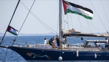 وسط تهديدات إسرائيلية .. سفينة مادلين لفك الحصار تقترب تدريجيا من سواحل غزة وسط تهديدات إسرائيلية .. سفينة مادلين لفك الحصار تقترب تدريجيا من سواحل غزة