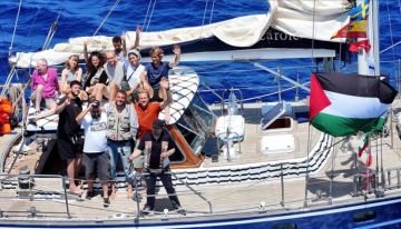 مركز عدالة: إسرائيل تطلق آخر 3 ناشطين من السفينة مادلين