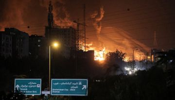 مسؤولون أمنيون: لا سبيل للتعامل مع اليورانيوم الإيراني المخصب إلا عبر اتفاق