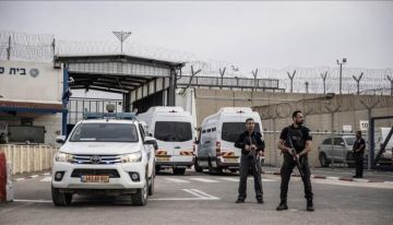 مؤسستان فلسطينيتان: العزلة والمخاطر تتضاعف على الأسرى بسجون الاحتلال مؤسستان فلسطينيتان: العزلة والمخاطر تتضاعف على الأسرى بسجون الاحتلال