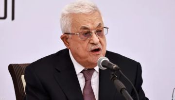 عباس يؤيد نزع سلاح حماس.. وعدم مشاركتها في حكم غزة عباس يؤيد نزع سلاح حماس.. وعدم مشاركتها في حكم غزة
