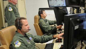 توجيه اتهامات لجندي إسرائيلي بالتجسس لصالح إيران توجيه اتهامات لجندي إسرائيلي بالتجسس لصالح إيران