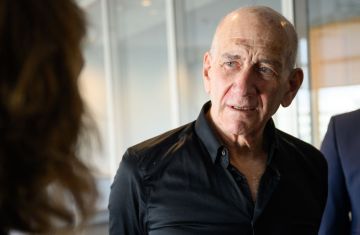 أولمرت يصف خطة المدينة الإنسانية في رفح بأنها معسكر اعتقال أولمرت يصف خطة المدينة الإنسانية في رفح بأنها معسكر اعتقال