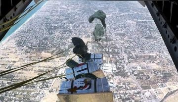 إنزالات جوية لمساعدات غزة.. والأونروا: لن تنهي المجاعة المتفاقمة