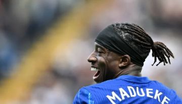 رسميا مادويكي يعزز صفوف أرسنال الموسم القادم