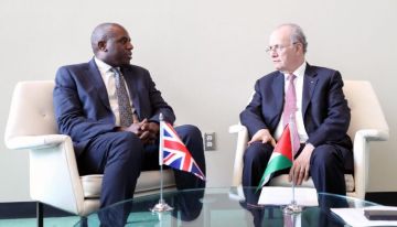 مصطفى ولامي يبحثان السير بخطوات عملية للاعتراف بدولة فلسطين