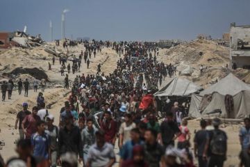 غزة بين التجويع والمفاوضات: معركة حياة وموت في ميدان السياسة والحصار غزة بين التجويع والمفاوضات: معركة حياة وموت في ميدان السياسة والحصار