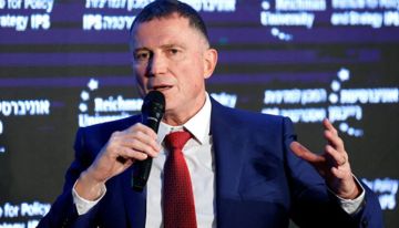 إدلشتاين: لا مجال للتسوية بشأن العقوبات على الحريديين.. من دونها سيكون مجرد قانون وهمي إدلشتاين: لا مجال للتسوية بشأن العقوبات على الحريديين.. من دونها سيكون مجرد قانون وهمي