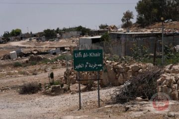 الاحتلال يعتقل 9 مواطنين من قرية ام الخير بمسافر يطا الاحتلال يعتقل 9 مواطنين من قرية ام الخير بمسافر يطا