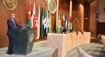 أبو هولي يطالب بإعداد خطة دبلوماسية لوقف حرب الإبادة واستهداف الأماكن المقدسة أبو هولي يطالب بإعداد خطة دبلوماسية لوقف حرب الإبادة واستهداف الأماكن المقدسة