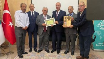اتحاد المؤرخين العرب في بغداد يكرم الكاتب والمؤرخ يونس عمرو تقديرا لعطائه الفكري والثقافي اتحاد المؤرخين العرب في بغداد يكرم الكاتب والمؤرخ يونس عمرو تقديرا لعطائه الفكري والثقافي