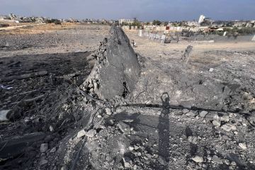 بريطانيا تدرس فرض عقوبات على وزير إسرائيلي اقترح نقل فلسطينيي غزة إلى مدينة إنسانية في رفح