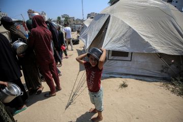 حماس: الصمت على الإبادة والتجويع في غزة يخيب آمال شعبنا المظلوم بقادة الأمة ويشجع المجرم نتنياهو