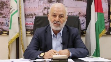 فرج الغول... صوت القانون الذي أسكته القصف وخلدته غزة في ذاكرة الأوفياء فرج الغول... صوت القانون الذي أسكته القصف وخلدته غزة في ذاكرة الأوفياء