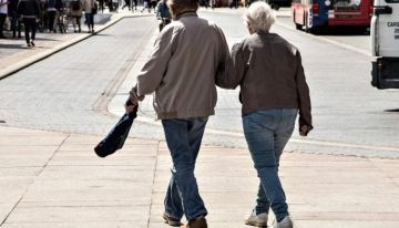 المشي لهذه المدة يوميا يحميك من آلام أسفل الظهر المزمنة المشي لهذه المدة يوميا يحميك من آلام أسفل الظهر المزمنة