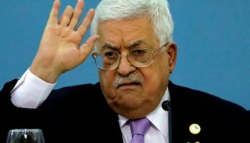 الرئيس عباس يدعو لتدخل دولي عاجل لإنقاذ المدنيين بغزة من الموت جوعا وقصفا الرئيس عباس يدعو لتدخل دولي عاجل لإنقاذ المدنيين بغزة من الموت جوعا وقصفا