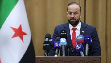 وزير الإعلام السوري: نتفهم خصوصية كل منطقة لكن يجب حصر السلاح بيد الدولة