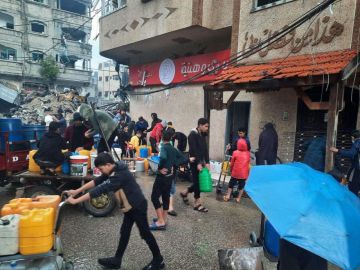 الأونروا تحذر من عواقب صحية إثر نقص الماء والمنظفات واكتظاظ النازحين الأونروا تحذر من عواقب صحية إثر نقص الماء والمنظفات واكتظاظ النازحين