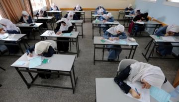120 ألف من الطلبة تقدموا لامتحانات الثانوية العامة بفلسطين وخارجها.. ماذا عن غزة؟