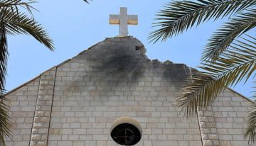 الجيش الإسرائيلي يزعم أنه استهدف الكنيسة في غزة بالخطأ