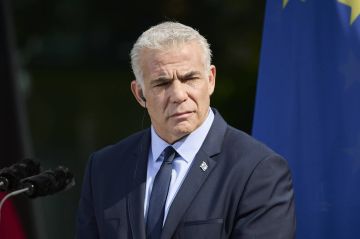 لابيد: هناك خطة وافقت عليها حماس لكن الحكومة تتلاعب والمختطفون يموتون