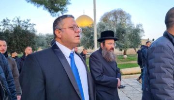 قائد منطقة القدس: بن غفير يسعى لتسهيل شروط اقتحامات الأقصى بشكل كبير قائد منطقة القدس: بن غفير يسعى لتسهيل شروط اقتحامات الأقصى بشكل كبير