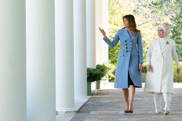 كما فعلت مع أوكرانيا.. عقيلة الرئيس التركي توجه رسالة إلى ميلانيا ترامب بشأن الأزمة الإنسانية في غزة