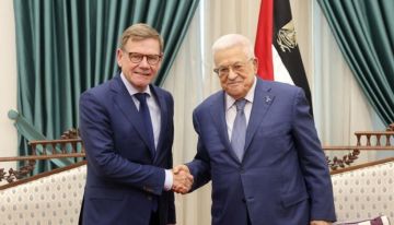 عباس يبحث مع وزير خارجية ألمانيا أوضاع غزة والانتهاكات بالضفة عباس يبحث مع وزير خارجية ألمانيا أوضاع غزة والانتهاكات بالضفة