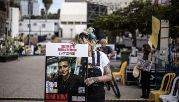 عائلات الأسرى الإسرائيليين تطالب الحكومة بوقف الجنون في غزة