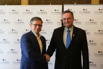 رئيس مجلس النواب الأمريكي يزور مستوطنة في الضفة الغربية (فيديو) رئيس مجلس النواب الأمريكي يزور مستوطنة في الضفة الغربية (فيديو)