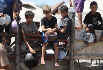 مديرة برنامج الغذاء العالمي: النساء والأطفال في غزة يتضورون جوعا وأخبرت نتنياهو بذلك مديرة برنامج الغذاء العالمي: النساء والأطفال في غزة يتضورون جوعا وأخبرت نتنياهو بذلك