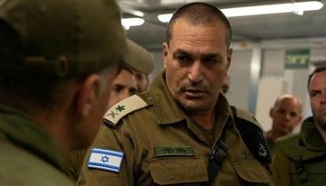 والد أسير إسرائيلي يدعو زامير لسحب الجيش من غزة ومحاصرة مقر الحكومة والد أسير إسرائيلي يدعو زامير لسحب الجيش من غزة ومحاصرة مقر الحكومة