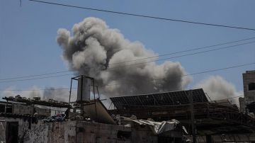 ليلة عنيفة وقصف متواصل.. شهداء وجرحى وعالقون تحت الأنقاض في مجازر الاحتلال المتواصلة في حي الزيتون ليلة عنيفة وقصف متواصل.. شهداء وجرحى وعالقون تحت الأنقاض في مجازر الاحتلال المتواصلة في حي الزيتون