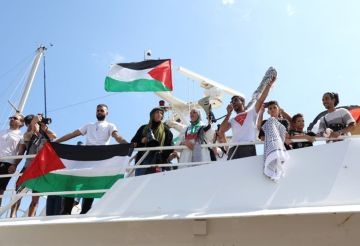 أكبر أسطول.. انطلاق أسطول الصمود العالمي من إسبانيا نحو غزة (فيديو) أكبر أسطول.. انطلاق أسطول الصمود العالمي من إسبانيا نحو غزة (فيديو)