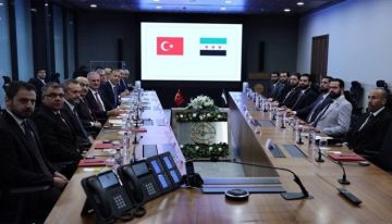 وزير الداخلية التركي يبحث مع نظيره السوري التعاون الأمني وزير الداخلية التركي يبحث مع نظيره السوري التعاون الأمني