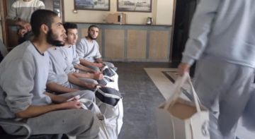 بالأسماء.. قوات الاحتلال تفرج عن 10 أسرى من قطاع غزة بالأسماء.. قوات الاحتلال تفرج عن 10 أسرى من قطاع غزة