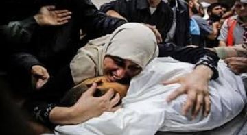 8 شهداء بينهم 4 أطفال في قصف للاحتلال على مدينة غزة 8 شهداء بينهم 4 أطفال في قصف للاحتلال على مدينة غزة