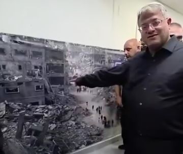 بن غفير يعلق صور دمار غزة في المعتقلات لإرغام الأسرى على مشاهدتها (فيديو)