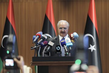 الجيش الليبي يرد على مزاعم موافقة حفتر استقبال وتجنيس 800 ألف فلسطيني من غزة مقابل تعزيز نفوذه