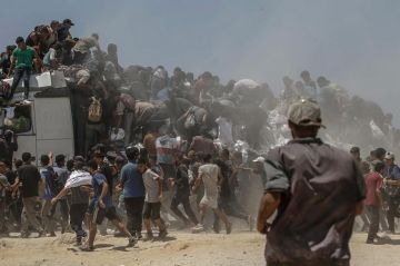 وزير الخارجية البريطاني يصف استهداف منتظري المساعدات بغزة بالسلوك المقزز