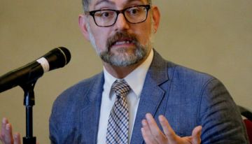 مقرر أممي: اسرائيل تتعمد تجويع غزة وارتكاب الإبادة مقرر أممي: اسرائيل تتعمد تجويع غزة وارتكاب الإبادة